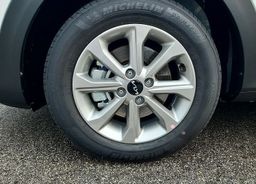 Zunanja slika - KIA Stonic - 1.2 DPI  Urban+ M T +  posebna ponudba - 5 - Predogledna slika