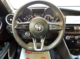 Zunanja slika - Alfa Romeo Giulia - 2.2 Multijet 160 Super Avt. - 14 - Predogledna slika