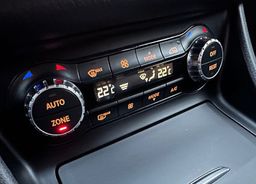 Zunanja slika - Mercedes-Benz A-Razred - A 45 AMG 4MATIC XENON-PANORAMA-KAMERA - 16 - Predogledna slika