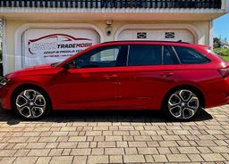 Zunanja slika - Škoda Octavia - Combi 2.0 TDI RS+DSG+ALU19+MATRIX+DCC+ACC+CANTON - 2 - Predogledna slika