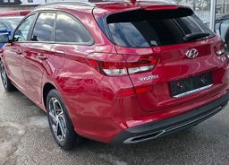 Zunanja slika - Hyundai i30 Wagon - 1.5 T-GDI 160 MHEV I-MT STYLE - 3 - Predogledna slika