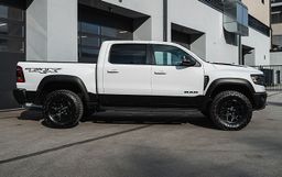Zunanja slika - Dodge Ram - 1500 TRX 6.2L Hemi V8 TRX Level 2 | Carbon | Pano - 4 - Predogledna slika