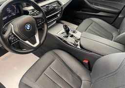 Zunanja slika - BMW Serija 5 - Touring: 530dxDrive Hybrid.-NAVI FULL LED +KAM-NAVI-JAMS - 9 - Predogledna slika