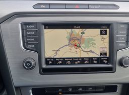 Zunanja slika - VW Passat - 1.6 TDI BMT Comfortline-2XPDC-Navi-Temp-Alu - 14 - Predogledna slika