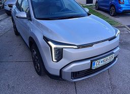 Zunanja slika - KIA Stonic - 1.0 T-GDi 73.6 kW  100 KM  Pulse novi model 30° - 4 - Predogledna slika