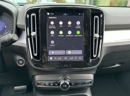 Zunanja slika - Volvo XC40 - B3 P Core AT DCT - 18 - Predogledna slika