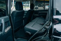 Zunanja slika - Mitsubishi Pajero - 3.2 AVTOMATIK - 7 SEDEŽEV - 8 - Predogledna slika