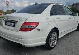 Zunanja slika - Mercedes-Benz C-Razred - C 320 CDI°4-MATIC° °AUT+F1° 224ks °STREŠNO OKNO° - 4 - Predogledna slika