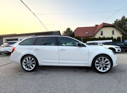 Zunanja slika - Škoda Octavia - 2.0 TDI RS AUT. ACC LED XENON F1 NAVI ALU 19 - 6 - Predogledna slika