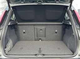 Zunanja slika - Volvo XC40 - B3 P Core Avt. - 11 - Predogledna slika