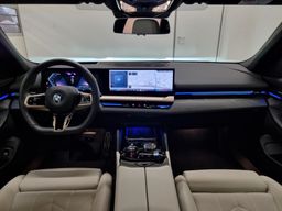 Zunanja slika - BMW Serija 5 - 540d xDrive Touring - 7 - Predogledna slika