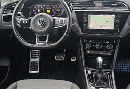 Zunanja slika - VW Touran - °R-LINE° 2.0 TDI DSG 150ks  °7-SEDEŽEV° °VIRTUAL° - 10 - Predogledna slika
