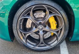 Zunanja slika - Alfa Romeo Giulia - 2.9 V6 Bi-Turbo Quadrifoglio 510hp - HARMAN KARDON - 15 - Predogledna slika