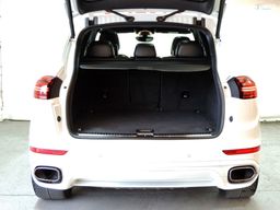 Notranja slika - Porsche Cayenne - 3.0 TD TIPTRONIC - 18 - Predogledna slika