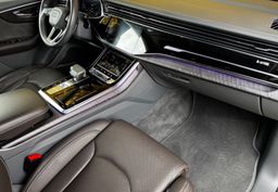 Zunanja slika - Audi Q8 - 50TDI Quattro SLine-4WS-ZRACNO-HLAJENJE-PAN-HEADUP - 14 - Predogledna slika