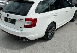 Zunanja slika - Škoda Octavia - 2.0TDI RS DSG 135 kW - 5 - Predogledna slika