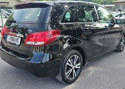 Zunanja slika - Mercedes-Benz B-Razred - 136ks °NAVIGACIJA° °TEMPOMAT° °PARK-SENZORJI° - 5 - Predogledna slika