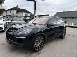 Zunanja slika - Porsche Cayenne - DIESEL 3.0 SLO CHRONO FULL LED ACC PANO ALU21 - 1 - Predogledna slika
