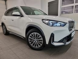 Zunanja slika - BMW iX - 1 eDrive20 - 6 - Predogledna slika
