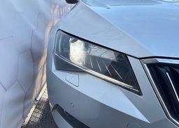 Zunanja slika - Škoda Superb - Combi 2.0 TDI DSG - LED - PANORAMA - NAVI - GRETJE - 8 - Predogledna slika