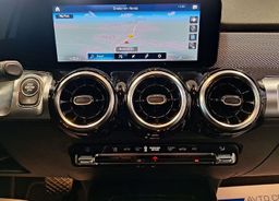 Zunanja slika - Mercedes-Benz GLB-Razred - GLB 2.0D-KAMERA-VELIKA NAVI-PDC-USNJE-KOT N - 12 - Predogledna slika
