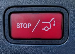 Zunanja slika - Mercedes-Benz C-Razred - 220d-200KM-2X-AMG-LINE-360-KAMER-BURMESTER-ACC-18C - 19 - Predogledna slika