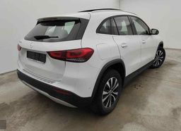 Zunanja slika - Mercedes-Benz GLA-Razred - GLA 250 e Avt.KAMERA.PANORAMA.LED.USNJE.NAVI.TOP - 2 - Predogledna slika
