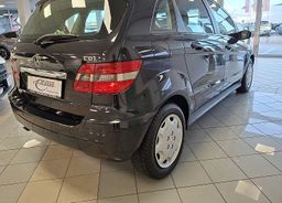 Zunanja slika - Mercedes-Benz B-Razred - B 180 CDI AUT.-HITRI KREDIT-ODLIČEN- - 4 - Predogledna slika