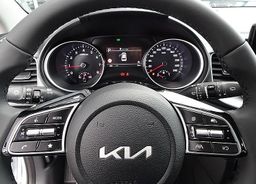 Zunanja slika - KIA XCeed - 1.6 T-GDi LX SMART ISG 7DCT + ZIMSKE GUME + 30° - 8 - Predogledna slika