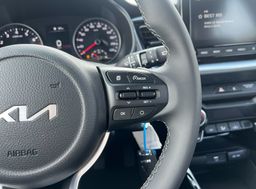 Zunanja slika - KIA Stonic - 1.2 DPI 57.9 kW  79 KM  LX Urban+ M T - 11 - Predogledna slika