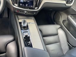 Notranja slika - Volvo V60 - B4D Inscription Avt. - 13 - Predogledna slika