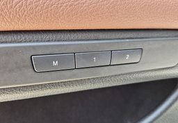 Zunanja slika - BMW Serija 5 - : 530i AUT. SPORT 272ks °HUD °USNJE °ALU 18 - 12 - Predogledna slika