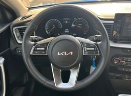 Zunanja slika - KIA XCeed - 1.5 T-GDi EX Way KAMERA-TEMPOMAT-GRETJE SEDEŽEV - 10 - Predogledna slika
