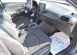 Zunanja slika - Hyundai i30 Wagon - 1.4 T-GDI STYLE°Multimedija°DAB°PLUS°RG°1.LASTNIK - 10 - Predogledna slika