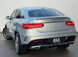 Zunanja slika - Mercedes-Benz GLE-Razred - GLE coupe 350d-4M-AMG LINE-1 LASTNIK-LIZING ZA TUJCE-ZRAČNO - 6 - Predogledna slika