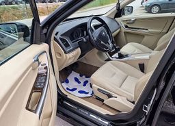 Zunanja slika - Volvo XC60 - D4 AWD R-Design Summum LEPO OHRANJEN... - 8 - Predogledna slika