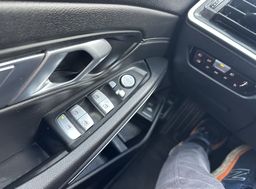 Zunanja slika - BMW Serija 3 - Touring: 318i Luxury.NEMŠKI+4ALU.KAMERA.LED.USNJE.ACC.BE - 9 - Predogledna slika