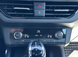 Zunanja slika - Škoda Kamiq - 1.0 TSI Sport  Volan+sedeži  Kamera - 18 - Predogledna slika