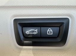 Zunanja slika - BMW Serija 3 - Touring: 318d Touring.NAVI.PDC.KONFORT.ZAKLEPANJE.KLJUKA - 17 - Predogledna slika