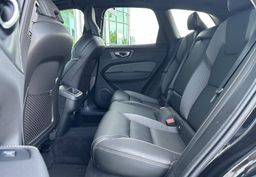 Zunanja slika - Volvo XC60 - B5P AWD Black Edition Avt. BLISS ACC MEMORY, GRET. - 11 - Predogledna slika