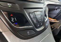 Zunanja slika - Opel Insignia - 2.0 CDTI  4+4 POGON VELIKO OPREME LEPO OHRANJEN - 8 - Predogledna slika