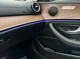 Zunanja slika - Mercedes-Benz E-Razred - 220CDI-61.000km-VIRTUAL-MULTIEBAM-LIZING ZA TUJC.. - 15 - Predogledna slika