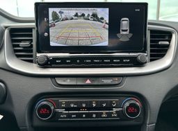 Zunanja slika - KIA Ceed - 1.0 T-GDi LX Champion+ ISG. MT - 17 - Predogledna slika