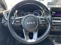 Zunanja slika - KIA Ceed - SW 1.5 T-GDI EX Vision ISG - 15 - Predogledna slika