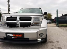 Zunanja slika - Dodge Nitro - 2.8 16V CRD 4WD AUT. SLO.VOZILO MULTIMEDIJA KAMERA - 9 - Predogledna slika
