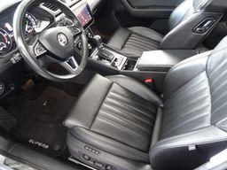 Notranja slika - Škoda Superb - 2.0 TDI Style Comb DSG 4X4 140 kW.NEMŠKI.USNJE.ACC - 14 - Predogledna slika