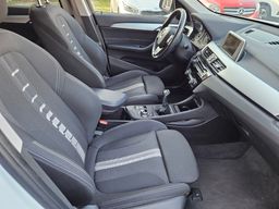 Notranja slika - BMW X1 - sDrive18d Sport Line - 14 - Predogledna slika