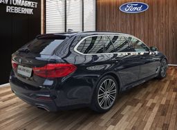 Zunanja slika - BMW Serija 5 - Touring: M-Optic 530d xDrive AUT-LED-RADAR-360KAM-VK-NAV - 7 - Predogledna slika
