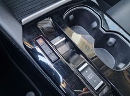 Zunanja slika - Citroën C5 X - 1.6 PHEV 225 SHINE PACK+POTRJENA SERVISNA+MALO KM - 15 - Predogledna slika