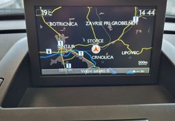 Zunanja slika - Peugeot 3008 - HYBRID 4X4-LED-NAVI-PDC-KLJUKA-HITRI KREDIT- - 12 - Predogledna slika